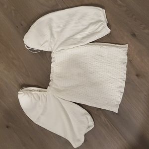 H&M Puff Sleeved Blouse